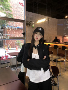 Short Black Jacket Womens Spring Autumn 2025 New Popular Super Fire Age Reduction Top Match All G Style Commute Straight Tube