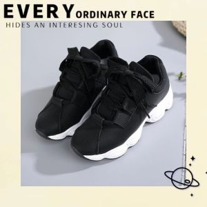 คอมพิวเตอร์ KDAShop สำหรับการส่งไปยังรองเท้าผ้าใบแฟชั่น นำเทรนด์สูงสุด สำหรับรองเท้าผ้าใบสไตล์เกาหลีเสริมส้นพื้นนิ่ม รูปทรงและสวยหรู พิจารณาด้วย และสามารถทำได้สำหรับทุกกระบวนการแต่งตัว