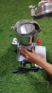 Mesin Giling Bumbu Rempah Penepung Mesin Penggiling Listrik Penggiling Tepung Mesin Giling Bumbu Kering