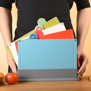 【SKIT SG】4PCS Color Coded Cutting Board Set for Home Use Fruit And Vegetable Slicing Auxiliary Food Multifunctional Plastic Cutting Board Kitchen Chopping Multi Purpose Chopping Cutting Board Cutting Board Set Non-Slip Chopping Board with Stand