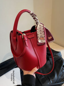 Elegant Red Wedding Bridal Bag Womens Fashionable Shoulder Crossbody Bucket Handbag Spring Summer Versatile Handbag