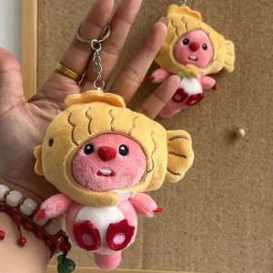 Móc Khoá Hoạt Hình Hải Ly Loopy Đội Mũ Cá Mũ Heo Mũ Gấu Dâu Siêu Dễ Thương Siêu Cute Phô Mai Que
