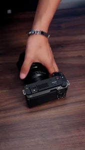 Ulanzi CA25 Camera Cooling Fan For Sony ZV-E1  A7M4  A6400/ Canon R8  R7  R6 / FUJIFILM XS-20  XT4 . C072GBB1