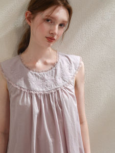 XEXZ | ชุดนอนผ้าฝ้ายแท้ปักลายสไตล์ฝรั่งเศสเซ็กซี่ ชุดนอนลำลองสำหรับใส่ในบ้าน ชุดนอนผู้หญิงวัยรุ่น ชุดนอนฤดูร้อน แขนกุด กระโปรงยาวปานกลาง