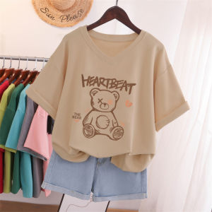 เสื้อยืดคอวีแขนสั้นผ้าฝ้ายแท้สไตล์ย้อนยุคสำหรับฤดูร้อนใหม่สำหรับผู้หญิงไซส์ใหญ่ เสื้อตัวบนแฟชั่น ลายการ์ตูน แขนสั้น คอวี