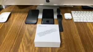 Foldable 3 in 1 Wireless Charger / Charging Pad (15W) Compatible with iPhone 14 Pro Max 13 12 / Apple Watch / Airpods Pro 2 1 AirPods 3