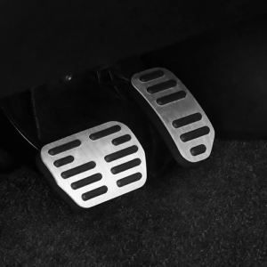 For Toyota RAV4 XA40 2013 2014 2015 2016 2017 2018 RAV 4 Aluminum Car Accelerator Brake Pedals Cover Non Slip Pads Accessories
