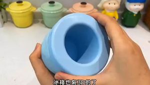 Pinch ice cube cube mold freezer ice cup ice box Household ice bucket Ice box cylinder storage bucket