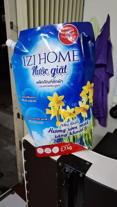 [Mua 1 tặng 1] Nước giặt IZI HOME hương sớm mai túi 2.7 lít