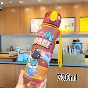 700ml astronaut themed insulated water bottle with leak proof flip cover for outdoor portable cute cartoon activity cup student gift free of bisphenol A