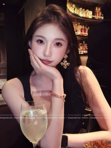 Luxurious Floral Tassel Earrings Womens Heavy Metal Ear Jewelry Fashionable Korean Style Fresh out Alloy/Gold Plated/Silver