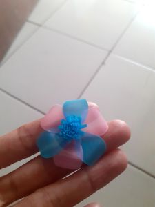 Kuntum Bunga Sedotan