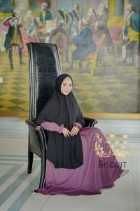 Gamis Hermosa Motif Biscuit Embos Dusty Ungu - Gamis Dusty Ungu Jumbo - Pakaian Syari Payung 4 Meter Ungu