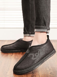 Beijing Style Embroidered Mens Cotton Shoes Winter Warm Thickened Velvet Retro Slip-On Casual Shoes Flat Heel round Toe Rubber Sole