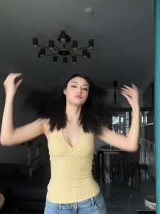 Áo cổ yếm dệt kim sọc chéo cổ chữ V phong cách Pure Desire crop top mới cho cô gái quyến rũ