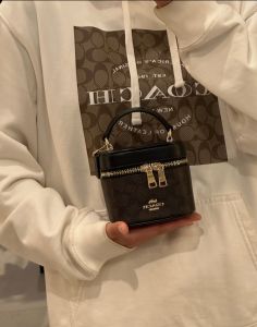 CY732กระเป๋าโซ่คลัทช์โจ๊กเกอร์คลาสสิกกระเป๋าสะพายสะพายไหล่แฟชั่น