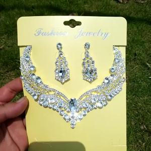 3Pcs Set Bridal Necklace Alloy Inlaid With Rhinestones Large Crystal Necklace Earrings Decor Wedding Dress Accessories Jewelry