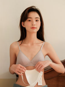สบาย ระบายอากาศได้ดี บราคัพสามเหลี่ยมหน้าอกเล็กไม่มีแหวนเหล็ก นักเรียน ชุดชั้นในสตรีด้านหลังความงาม นุ่ม บรา