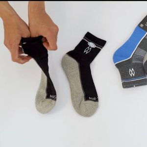 Vớ thể thao cao cấp chuyên đá banh chạy bộ tennis chất liệu cotton cao cấp kháng khuẩn khử mùi dày dặn chống trơn trượt phồng rộp khi vận động - Cổ Trung