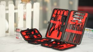 Manicure Set 20PCS Pedicure Kit Nail Clippers Nail Nipper Cuticle Remover Set Ingrown Toenail Remover with Travel Case