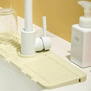 ซิลิโคนก๊อกน้ํา Splash Pad ห้องน้ําอเนกประสงค์สบู่เก็บการออกแบบลาดสําหรับระบายน้ําอย่างรวดเร็วห้องครัวพับระบายน้ํา Mat