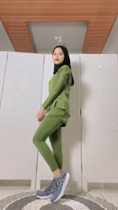 Baju Olahraga Wanita Lengan Panjang Kaos Polos T-Shirt Yoga-