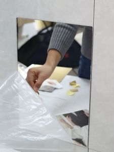 {6 ชิ้น} กระจกอะคริลิค 3D ความหนา 2 มม. กระจกกาวตนเอง สติกเกอร์ติดผนังอ่อนนุ่มและทนทาน กระจกสะท้อนแสงสแควร์สำหรับตกแต่งบ้าน