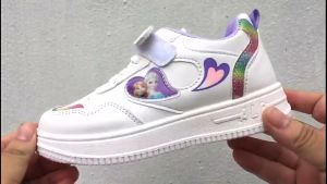 Sepatu Sneakers Kets Sekolah Anak Perempuan Cewek Cewe Paud Tk Sd Usia Umur 3 4 5 6 7 8 Tahun Putih Pink Karakter Gambar Kartun Disney Putri Elsa Princess Love Cinta Fashion Korea Tali Kombinasi Perekat Velcro Soll Empuk Ringan Cantik Anti Slip Terbaru