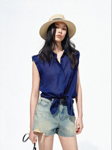 MO&Co. | 100% Ramie Wide Shoulder Sleeveless Preventing Exposures Blouse