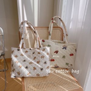 Yuu Cloth Bag: Large Capacity Women's Tote Bag & Cotton Quilted Design