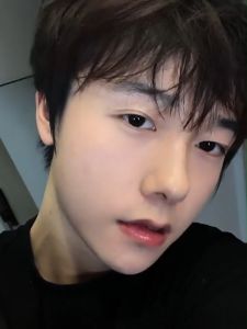 Mens Makeup Cream Natural Skin Tone Brightening Quick Makeup 50g facial whitening cream Concealer Date Exquisite Makeup