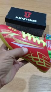 KIDZTUBS Sepatu Futsal Anak Laki Laki Perempuan Usia 6-10 Tahun PAUD TK SD SMP Nomer 28 29 30 31 32 33 34 35 36 37 1322110924