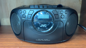 JVC RA-CKU310 Portable CD / USB / Cassette Recorder with FM/AM Radio – All-in-One Retro Music System