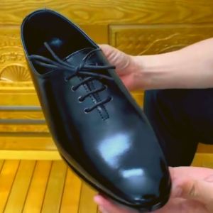 Giày da nam công sở mã K118 giày tây buộc dây nam chất liệu da bò cao cấp màu đenhàng việt nam thượng hạng.