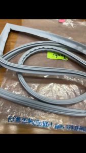 ขอบยางประตูตู้เย็น Toshiba (RFNL00480301024) GASKET B145 D145 D148 พาร์ท RFNL00480301001 แทน RFNL0048030104
