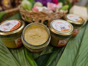 อ่องมันปูนาแท้100% มันปูหอมกลมกล่อมสูตรผสมไข่น้อย