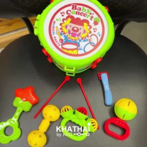 ชุดตีกลอง ยกลำ 4 ชุด พร้อมเขย่า 4 ชิ้น สายสะพาย D17 สำหรับเด็ก