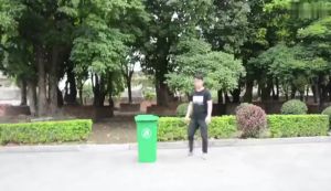 Outdoor Large Capacity Trash Can for Household Commercial 100L/120L Thickened Wheeled Trash Can with Lid