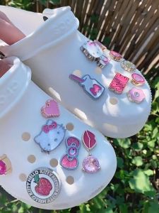Charms trang trí dép Crocs bằng kim loại hoạ tiết xinh xắn phụ kiện jibbitz crocs
