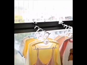 Wavy Bedside Clip-On Clothes Rack Wndow Clothes Rack Bedside Hanging Storage