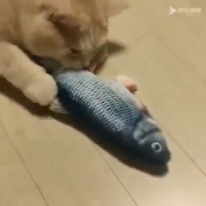 USBของเล่นแมว ตุ๊กตาปลา เล่นกับแมว  28 cm ปลาของเล่นฝ้าย ของเล่นแมว ตุ๊กตาปลาดุ๊กดิ๊ก ของเล่นชิ้นโปรดของแมว  ดิ้น เต้นได้ ปลาแมวฟิน