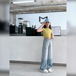 7-15 ขวบ กางเกงยีนส์เด็กผู้หญิง กางเกงเด็กผู้หญิง การออกแบบปัก เอวสูง เอวยางยืด ระบายอากาศได้สะดวกสบาย 2025 ใหม่