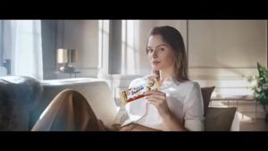 Bundle of 2- Kinder Bueno White (T2)