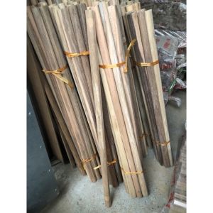 Cán Cuốc Gỗ Lim Xịn Dài 105 M Siêu Thẳng Siêu Cứng