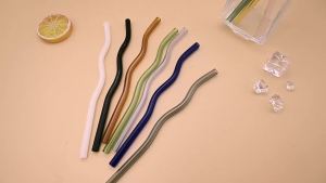10Pcs Glass Straws Reusable Wavy Glass Straws 7.8 In*8mm Transparent Eco-friendly Glass Straws with 2 Cleaning Brush