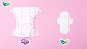 Băng Vệ Sinh Ban Ngày Laurier Happy Skin 25cm 17 miếng