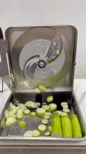 Máy cắt lát quả tắc quả chanh máy bảo sợi đu đủ cà rốt loại vuông chạy điện