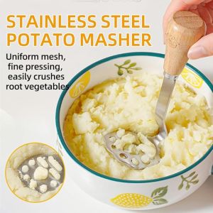 Mini Avocado Masher Mini Potato Mashers with Wood Non Slip Handle Stainless Steel Bean and Potato Masher Small Food Masher Lightweight Kitchen Tool