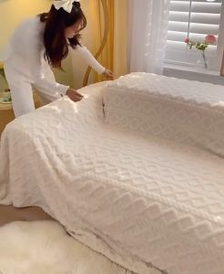 ผ้าคลุม 1/2/3/4 ที่นั่ง และ ผ้าคลุมฟอร์นิเจอร์ ที่นั่ง เนื้อผ้านุ่มรุ่นใหม่ ผ้าห่ม ผ้าขนหนู ผ้าห่ม