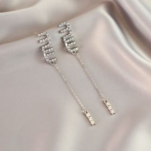 Full Drill Letter Long Tassel Earrings for Women No Piercing Required Luxury Sensation Geometric Pattern Alloy Fashion Jewelry